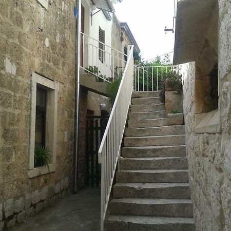 Heart Of Vis And Kut Area Apartman Romandic Luaran gambar