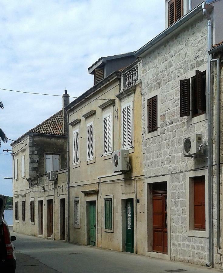 Heart Of Vis And Kut Area Apartman Romandic Luaran gambar